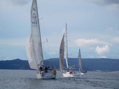 SIRADELLA de Francisco Gude y César Álvarez se impone en la primera cita de la XIV Regata R.C.N. Portosín. SIRADELLA de Francisco Gude y César Álvarez se impone en la primera cita de la XIV Regata R.C.N. Portosín.