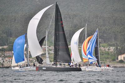 Todo por decidir en la 7ª Regata Interclubes Ría de Pontevedra Todo por decidir en la 7ª Regata Interclubes Ría de Pontevedra