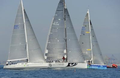 Treinta y cuatro embarcaciones midieron fuerzas en el Trofeo Valencia vela de Crucero Treinta y cuatro embarcaciones midieron fuerzas en el Trofeo Valencia vela de Crucero