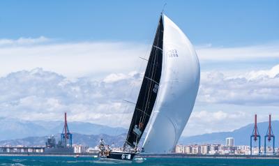 Una rotura deja al Seabery sin poder revalidar el título en la Málaga Sailing Cup Una rotura deja al Seabery sin poder revalidar el título en la Málaga Sailing Cup