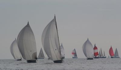 Vell Marí en ORC 0-2, Vacaciones 10 en ORC 3-4 , Tearal en RI3, PortCall en J80 el Inmonova en Platu 25. lideres a falta de una jornada Vell Marí en ORC 0-2, Vacaciones 10 en ORC 3-4 , Tearal en RI3, PortCall en J80 el Inmonova en Platu 25. lideres a falta de una jornada