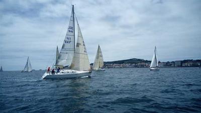 Viento inmejorable para la X edición de la Regata Gadis – Regata Concello de Riveira Viento inmejorable para la X edición de la Regata Gadis – Regata Concello de Riveira
