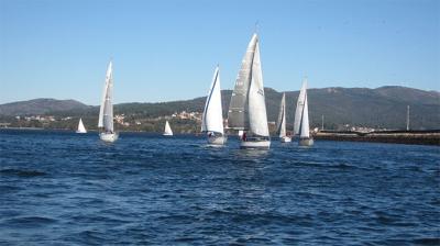 XIV Regata Ensenada de Rianxo - Trofeo E. Varela e hijos XIV Regata Ensenada de Rianxo - Trofeo E. Varela e hijos