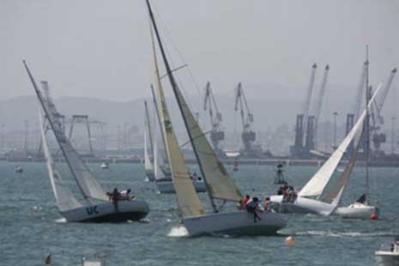 Yamanay en CII, Gabriela Onofe en la IIIi e Izaro en Open se impusieron la triada para el crucero santanderino Yamanay en CII, Gabriela Onofe en la IIIi e Izaro en Open se impusieron la triada para el crucero santanderino