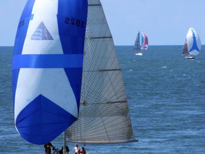 ‘Zazpiki’ y ‘Austral’ presentan su candidatura al Trofeo Primavera del Marítimo del Abra ‘Zazpiki’ y ‘Austral’ presentan su candidatura al Trofeo Primavera del Marítimo del Abra