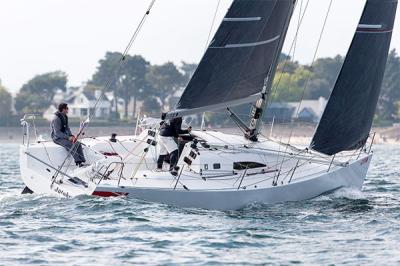 Éxitos de los veleros J en la SPI OUEST FRANCE. Éxitos de los veleros J en la SPI OUEST FRANCE.