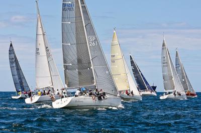‘Akelarre’, ‘Hang Loose’, ‘Lasai’, ‘Bacilón’ y ‘Biobizz’ ganan la XIV Regata SURNE-54º Trofeo Eskarra ‘Akelarre’, ‘Hang Loose’, ‘Lasai’, ‘Bacilón’ y ‘Biobizz’ ganan la XIV Regata SURNE-54º Trofeo Eskarra