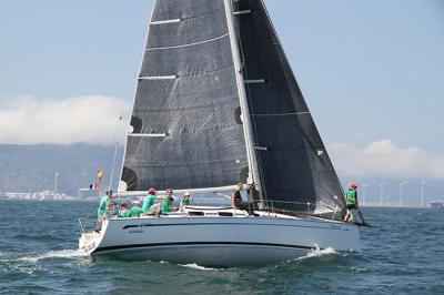 ‘Alpega’, ‘Marmotinha’ y ‘Rooster’ ganan en el Abra en la segunda jornada del VIII Trofeo El Correo ‘Alpega’, ‘Marmotinha’ y ‘Rooster’ ganan en el Abra en la segunda jornada del VIII Trofeo El Correo