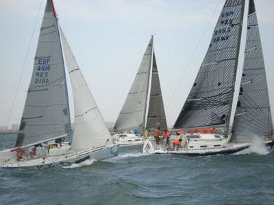 ‘Inutil Team’ y ‘Vagalume’ primeros líderes de la 40 Semana Náutica de Cruceros de El Puerto de Santa María ‘Inutil Team’ y ‘Vagalume’ primeros líderes de la 40 Semana Náutica de Cruceros de El Puerto de Santa María