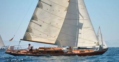 “Aguete” y “Arosa X” primeros líderes de la regata Illas Atlánticas trofeo Mercedes Benz de barcos clásicos y de época “Aguete” y “Arosa X” primeros líderes de la regata Illas Atlánticas trofeo Mercedes Benz de barcos clásicos y de época