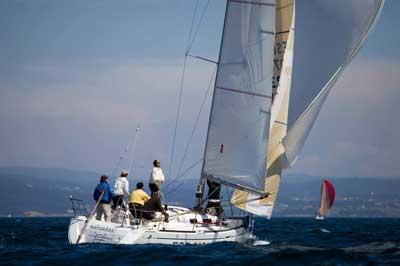 “RAYGRASS III” Y “PATACÓN” VENCEDORES DE LA XXXVIII REGATA RÍAS ALTAS “RAYGRASS III” Y “PATACÓN” VENCEDORES DE LA XXXVIII REGATA RÍAS ALTAS