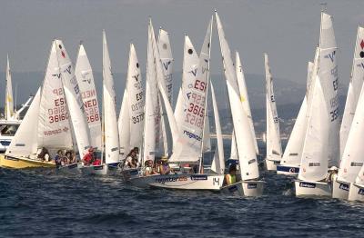 Sin mangas en la segunda jornada del Campeonato de España de Vaurien por la ausencia de viento Sin mangas en la segunda jornada del Campeonato de España de Vaurien por la ausencia de viento