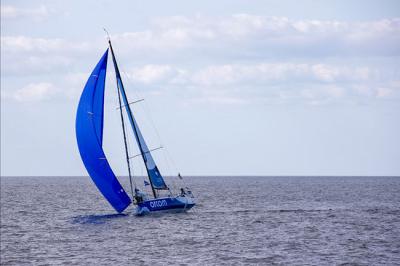 1º en Fastnet el novato Jules Delpech. Dolan y Macaire se mantienen firmes. Quiroga al acecho. 1º en Fastnet el novato Jules Delpech. Dolan y Macaire se mantienen firmes. Quiroga al acecho.