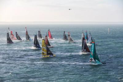 40 IMOCA parten hacia el frente. Los Class40 y Ocean Fifty peleando con la borrasca