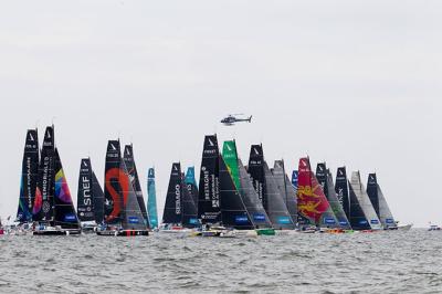 51 edición de La Solitaire du Figaro: 1,830 millas intensas y tácticas 51 edición de La Solitaire du Figaro: 1,830 millas intensas y tácticas