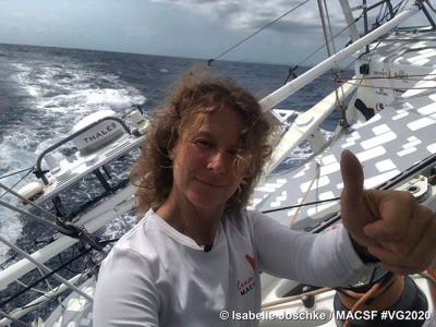 D+92 A menos de 650 millas para el final, la pelea continúa en el grupo de 5 D+92 A menos de 650 millas para el final, la pelea continúa en el grupo de 5