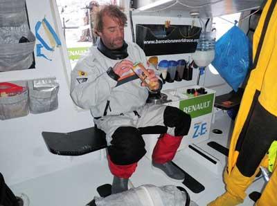 El Renault Z.E de Pachi Rivero y Antonio Piris ha comenzado a recuperar millas tímidamente El Renault Z.E de Pachi Rivero y Antonio Piris ha comenzado a recuperar millas tímidamente