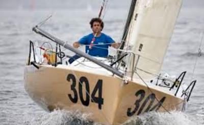 Fidel Turienzo, un navegante solitario hecho a sí mismo. Fidel Turienzo, un navegante solitario hecho a sí mismo.