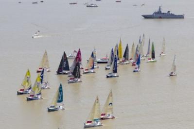 La Solitaire du Figaro. Primer líder tras 10 horas de regata La Solitaire du Figaro. Primer líder tras 10 horas de regata
