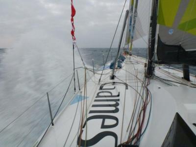 Le Cam/Golding se enfrentan a mal tiempo en su última noche de regata Le Cam/Golding se enfrentan a mal tiempo en su última noche de regata