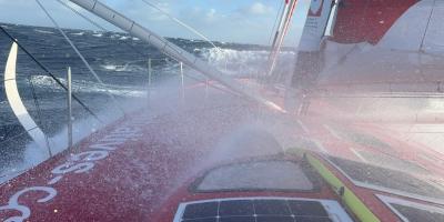 Vendée Globe 2024. En alta mar, nada sale según lo previsto Vendée Globe 2024. En alta mar, nada sale según lo previsto
