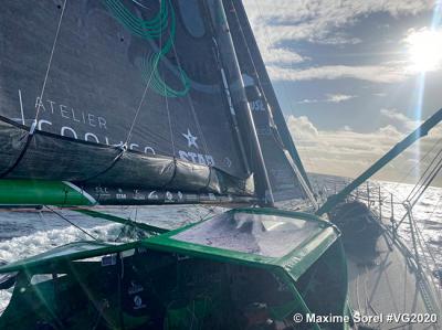 Vendée Globe D1: Golfo de Vizcaya 135 millas al NE del Cabo Finisterre Vendée Globe D1: Golfo de Vizcaya 135 millas al NE del Cabo Finisterre