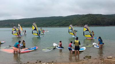 A toda Vela en el Lago de Bornos A toda Vela en el Lago de Bornos
