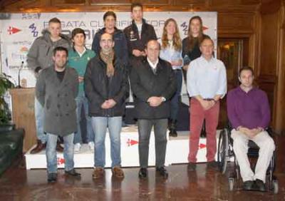 Adrián Domínguez y Calixto Abalo sentencian en Baiona el Trofeo BAITRA de 420 Adrián Domínguez y Calixto Abalo sentencian en Baiona el Trofeo BAITRA de 420