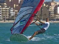 Alabau, primera líder de la Perth International Regatta en RS:X F