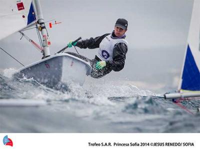 Alicia Cebrián lidera en la clase Láser Radial la Delta Lloyd holandesa Alicia Cebrián lidera en la clase Láser Radial la Delta Lloyd holandesa