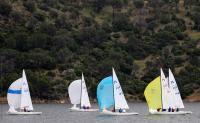 Alliv y Sanbo asumen el mando de la flota en la Copa de España Soling 