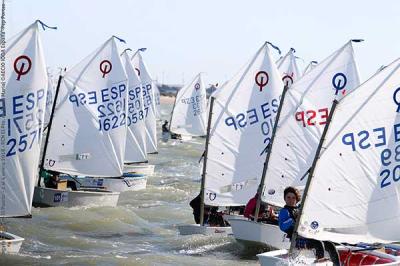 Andalucía volverá a ser sede de la Copa de España de Optimist el próximo año Andalucía volverá a ser sede de la Copa de España de Optimist el próximo año