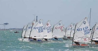 Andalucía ya tiene el equipo que acudirá al Campeonato de España de Optimist 2014 Andalucía ya tiene el equipo que acudirá al Campeonato de España de Optimist 2014