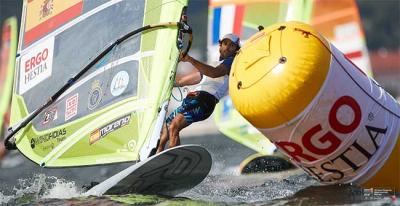 Angel Granda sube al puesto 13 del Campeonato de Europa de RS:X Angel Granda sube al puesto 13 del Campeonato de Europa de RS:X