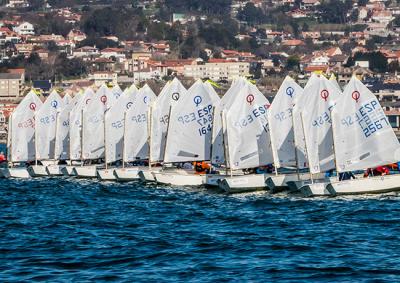 Baiona calienta motores para el Campeonato de España de Optimist con la Regata Cenor Baiona calienta motores para el Campeonato de España de Optimist con la Regata Cenor