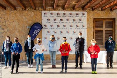 Blanca Ferrando, Fernando Puig y Álvaro Ramón – Borja, vencedores del Trofeo RCN Calpe – Vela Infantil Blanca Ferrando, Fernando Puig y Álvaro Ramón – Borja, vencedores del Trofeo RCN Calpe – Vela Infantil