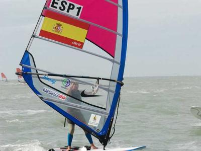 Blanca Manchón, de escala en Omán como etapa previa a los Emiratos Árabes Blanca Manchón, de escala en Omán como etapa previa a los Emiratos Árabes