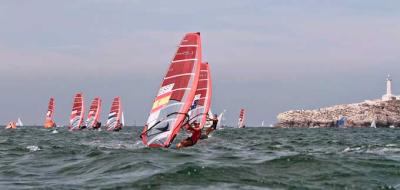 Blanca Manchón despega en el Mundial de RS:X Blanca Manchón despega en el Mundial de RS:X