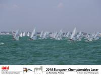 Blanco y Rodríguez mantienen el pulso en el Europeo de Laser Standard