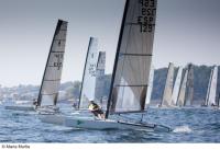 Bocinazo de salida para el Campeonato Gallego de Catamaranes en aguas de Sanxenxo