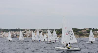 Buen inicio del Trofeu Toni Pelegrí para Matías Sabaté (rd) y Gonzalo Pablos (4.7) Buen inicio del Trofeu Toni Pelegrí para Matías Sabaté (rd) y Gonzalo Pablos (4.7)