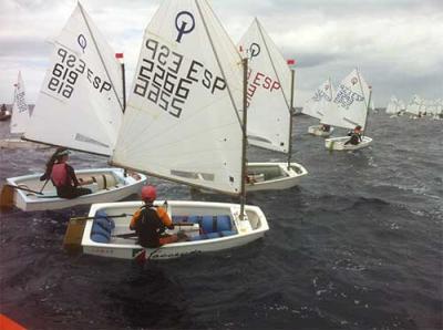 Campeonato de Canarias-Naviera Armas trofeo dia de Canarias clase optimist