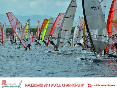 Campeonato del Mundo de Raceboard Blanes 2014. Buen inicio de los favoritos Campeonato del Mundo de Raceboard Blanes 2014. Buen inicio de los favoritos