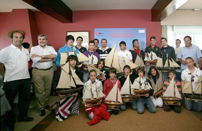 Canido navega y completa varias pruebas en el Trofeo Granitos Ibéricos de vela ligera Canido navega y completa varias pruebas en el Trofeo Granitos Ibéricos de vela ligera