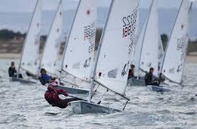 Carlos Bermúdez de Castro, líder en el Campeonato de España Láser 4.7