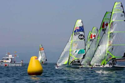 Carlos Paz y Álvaro del Arco ganan el Nacional de la Clase 49er en Vilagarcía Carlos Paz y Álvaro del Arco ganan el Nacional de la Clase 49er en Vilagarcía