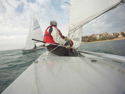 Chiqui IV y Mojito se hicieron con el triunfo en las regatas de la primera tirada válida del 2012 para la clase Snipe en Santander. Chiqui IV y Mojito se hicieron con el triunfo en las regatas de la primera tirada válida del 2012 para la clase Snipe en Santander.