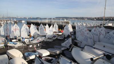 Comienza en el Abra el Trofeo Go Sailing Shop de vela ligera Comienza en el Abra el Trofeo Go Sailing Shop de vela ligera
