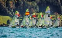 Cpto de Europa de 49er, 49er FX y Nacra 17.  Las condiciones del lago vuelven a marcar el ritmo en el europeo