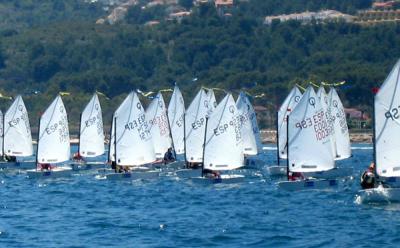 DéniaVela Ligera 2009 proclama a los campeones de España en Catamarán y los Autonómicos en las clases Europa, 420 y Optimist A DéniaVela Ligera 2009 proclama a los campeones de España en Catamarán y los Autonómicos en las clases Europa, 420 y Optimist A